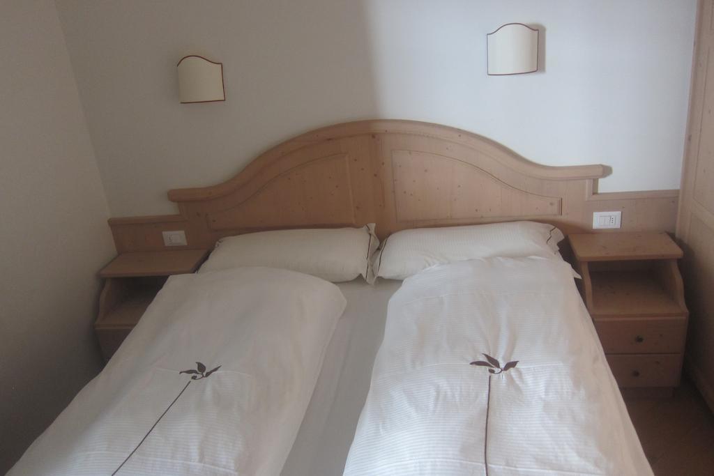 Chalet Rin Da Pemont Livigno Quarto foto