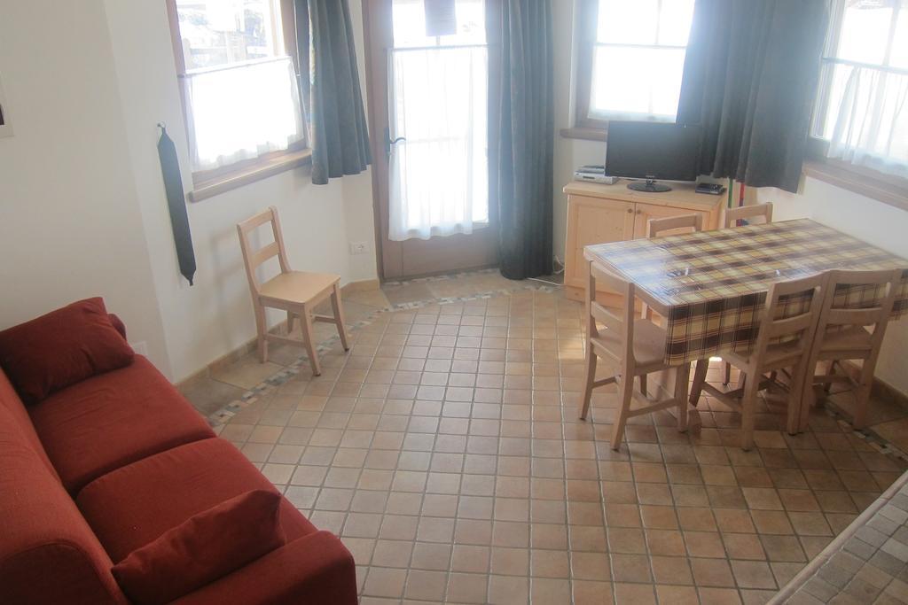 Chalet Rin Da Pemont Livigno Quarto foto